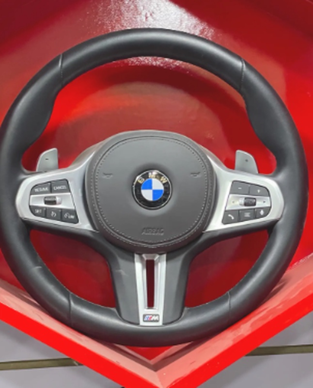 Руль для BMW G30 M5